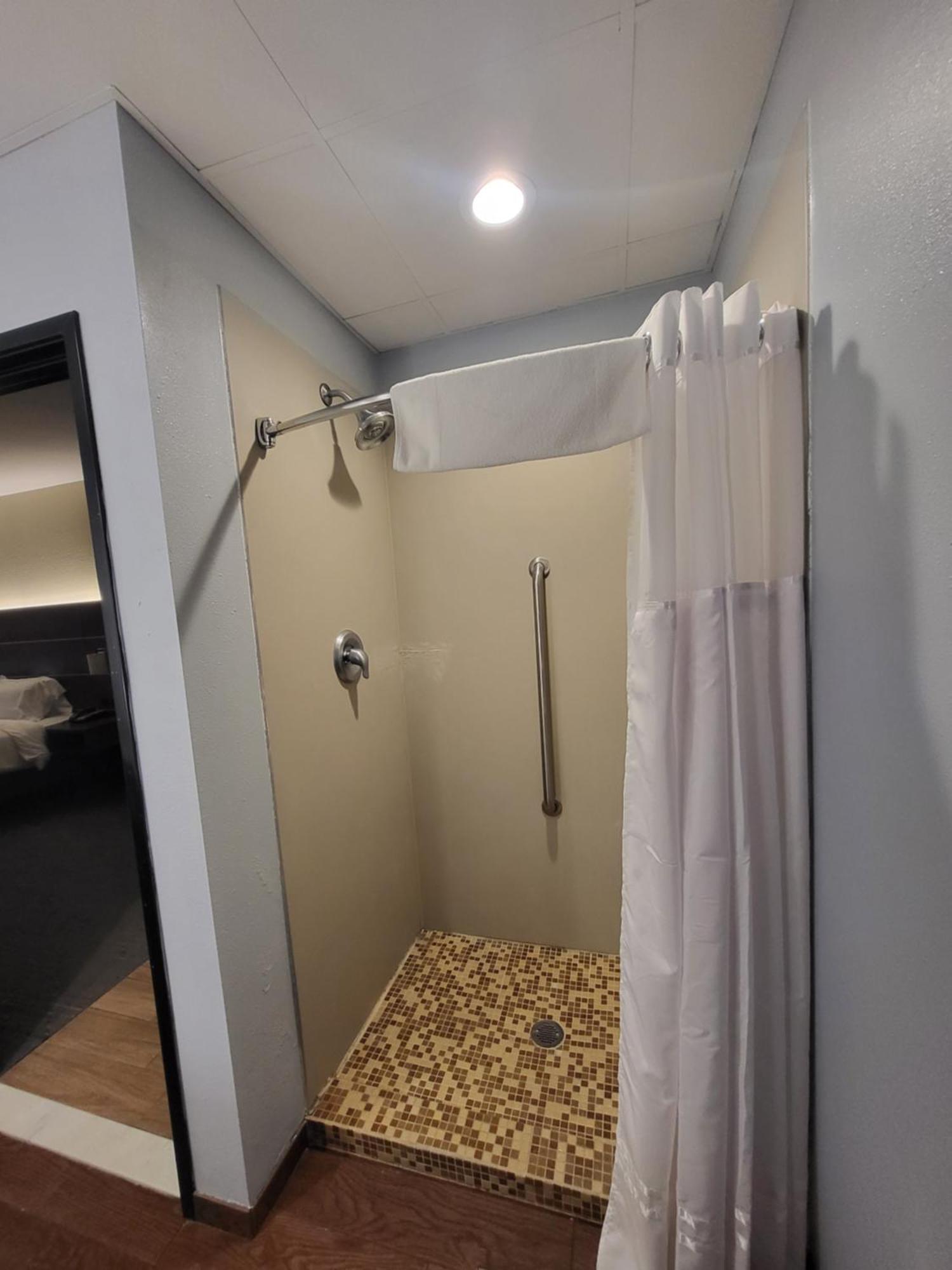 Route 66 Inn & Suites Miami Eksteriør billede